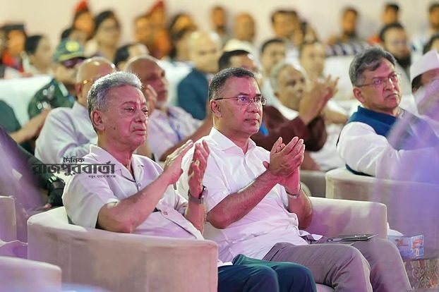 সরকারপ্রধান হিসেবে চট্টগ্রামের দুর্গাপূজায় প্রথম এলেন তারেক রহমান